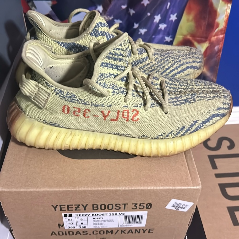Yeezy 350 size 8 1/2 used